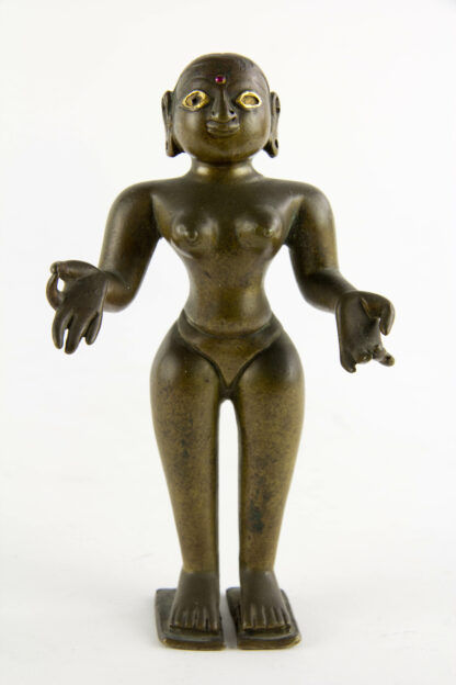 2 Radha, Indien, wohl Bengalen, 19. Jh., Bronze, eine Figur mit Gold eingelegten Augen und kleinem Rubin auf der Stirn, Gebrauchsspuren. H: 13,5 cm, 14,5 cm, www.beyreuther.de