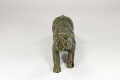 Tiger-Figur, China, 20. Jh, Nefrit, nach alten Vorbild schön ausgearbeitetes Stück, unbeschädigt. L: 28 cm, Figure of a tiger, China, 20th century, nephrite, undamaged, www.beyreuther.de