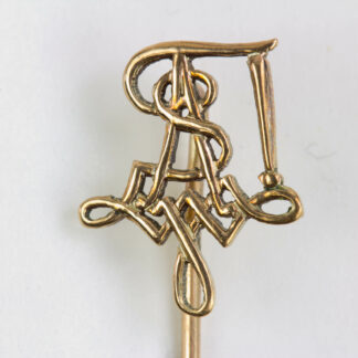 Krawattennadel, wohl Österreich, 20. Jh., 250er Gold, gestempelt E. S. und Hand, Studentischer Zirkel. L: 5,5 cm, 0,8 g, www.beyreuther.de