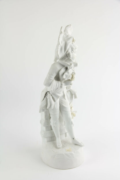 Porzellanfigur, Thüringen, Ende 19. Jh., weißes Biscuitporzellan, Knabe mit Blumen, gekleidet im Stil des ausklingenden 18. Jh. H: 33 cm