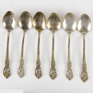 6 Moccalöffel, im Rokokostil, gestempelt Schweden, Silber, 40 g, gebrauchter Zustand. L: 9 cm, www.beyreuther.de