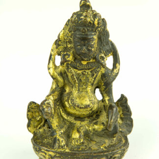 Kleine Figur, wohl Tibet, 17. Jh., Bronze, Jambhala, Gott des Reichtums, mit Goldlack überzogen, schöne Patina, H: 8 cm. www.beyreuther.de