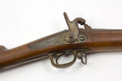 Gewehr, Schweden, M 1855, Nussbaumschaft, Lauf mit Standvisier, auf Schlossplatte Hersteller: Malherbe & Cie à Liege, guter, unberührter Zustand, L: 121 cm.