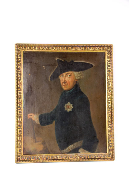 Gemälde, 18./19. Jh., Portrait von Friedrich dem Großen, restauriert, doubliert, 2 Farbabplatzer, Rahmen neu, B 36 cm, H: 44 cm. www.beyreuther.de